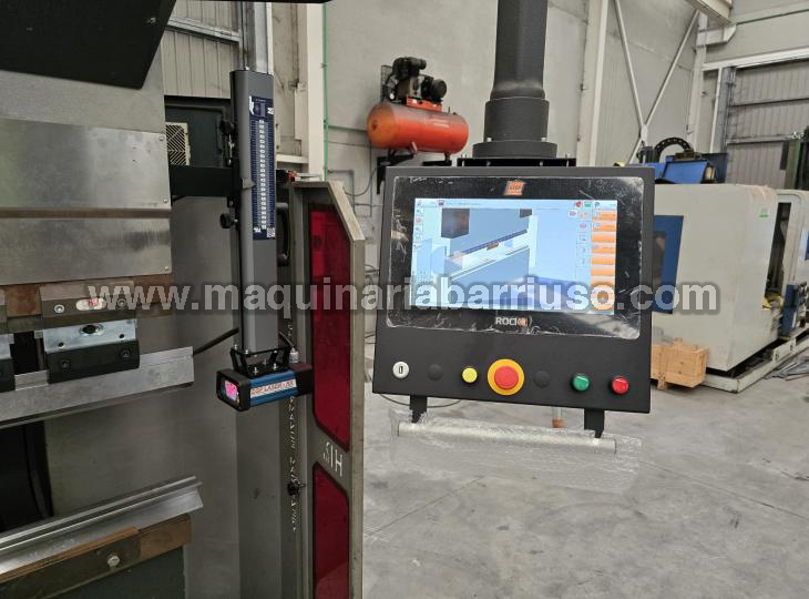 Electronic Press Brake, 4 m, 180 Tn, with 4 Axes and Crowning. 510 Throat, 3550 Distance Between Uprights (2)